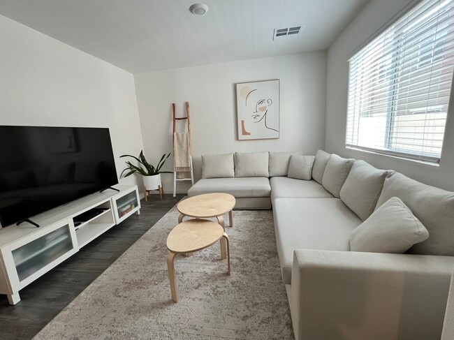 12185 Scarlet Ember Rd in Las Vegas, NV - Building Photo - Building Photo