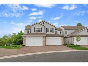 5225 Holly Ln N in Plymouth, MN - Building Photo - Building Photo