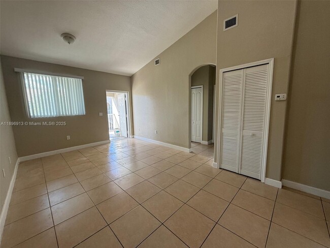 1651 SE 28th Ct in Homestead, FL - Building Photo - Building Photo