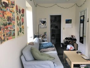 606 Columbus Ave, Unit 2R in Boston, MA - Foto de edificio - Building Photo