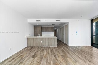 801 S Miami Ave in Miami, FL - Building Photo - Building Photo