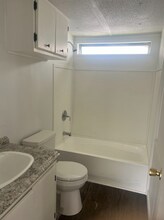 7017 Silver Lake Dr in Palatka, FL - Building Photo - Building Photo