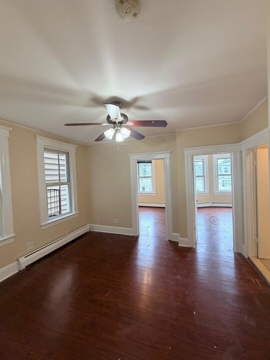 12 Cooper St in Bayonne, NJ - Building Photo