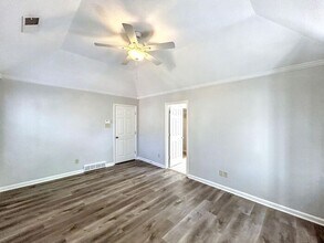 1474 Wood Trail Cir in Memphis, TN - Building Photo - Building Photo
