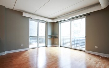 873 N Larrabee St, Unit 201 in Chicago, IL - Building Photo - Building Photo