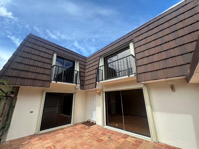 5748 SE Riverboat Dr in Stuart, FL - Building Photo - Building Photo