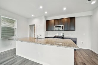 24851 Goldoni Dr in Katy, TX - Building Photo - Building Photo