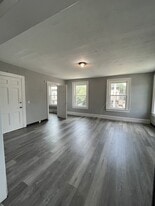 662 2nd Ave in Troy, NY - Building Photo