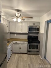 1304 Cricket Ln in Woodbridge Township, NJ - Building Photo - Building Photo