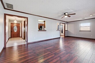 805 Arlington Dr in Yukon, OK - Building Photo - Building Photo