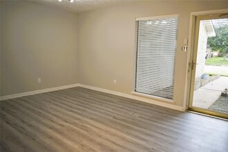 10011 Sageorchard Ln in Houston, TX - Building Photo - Building Photo