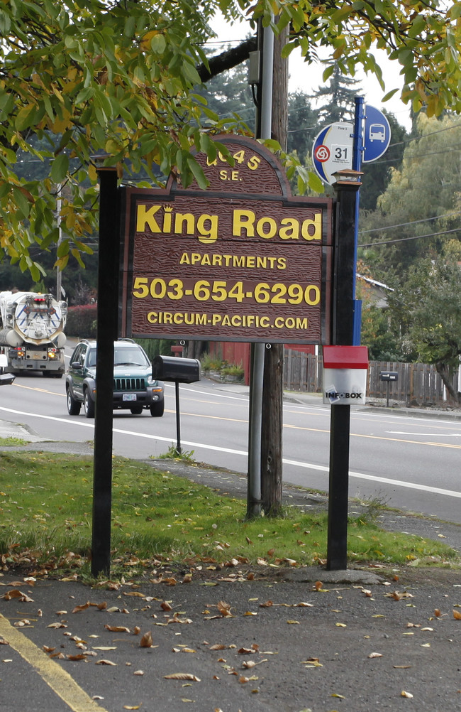 King Road Apartments in Portland, OR - Building Photo - Building Photo