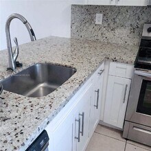 9833 Nob Hill Ct in Sunrise, FL - Building Photo - Building Photo