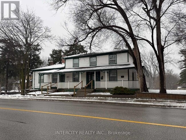 property at 117 Clarence St