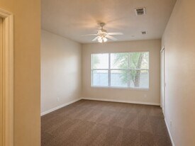 3922 Whitney Wy in Haines City, FL - Building Photo