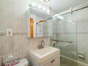 151-17 7th Ave in Queens, NY - Building Photo - Building Photo