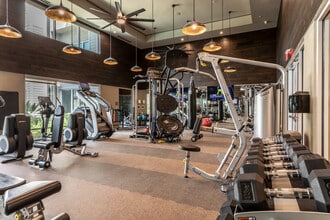 Tradehouse at Bulverde Marketplace in San Antonio, TX - Foto de edificio - Interior Photo