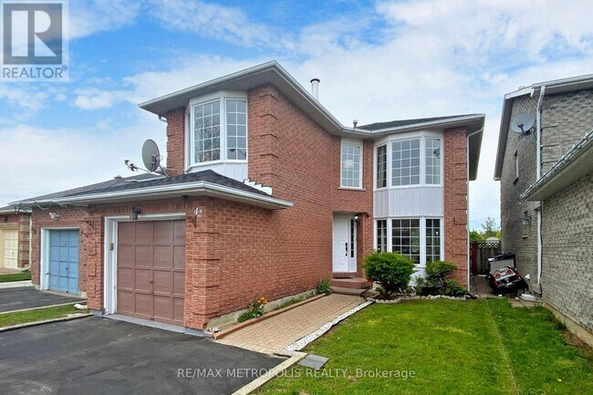 42 Grantown Ave in Toronto, ON - Building Photo - Building Photo
