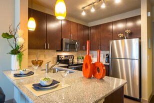 1343 Antoine Dr in Houston, TX - Building Photo