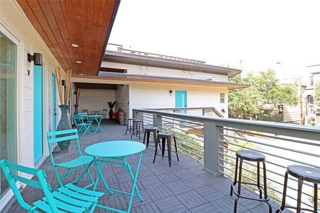 2310 McDuffie St in Houston, TX - Building Photo - Building Photo