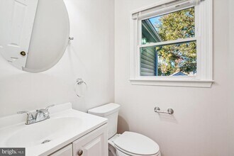 8803 Black Alder Dr in Alexandria, VA - Building Photo - Building Photo