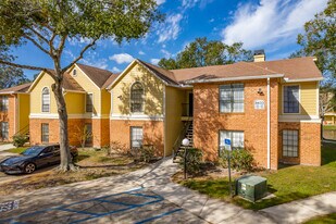 The Grand Reserve in Tampa, FL - Building Photo