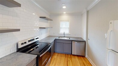 5842 Prospect Ave in Dallas, TX - Building Photo - Building Photo