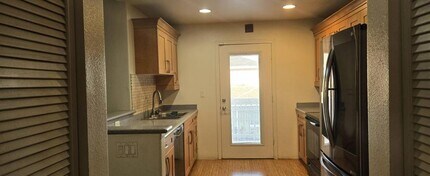 510 Kunehi St in Kapolei, HI - Building Photo - Building Photo