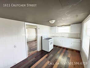 1611 Crutcher St in North Little Rock, AR - Building Photo - Building Photo