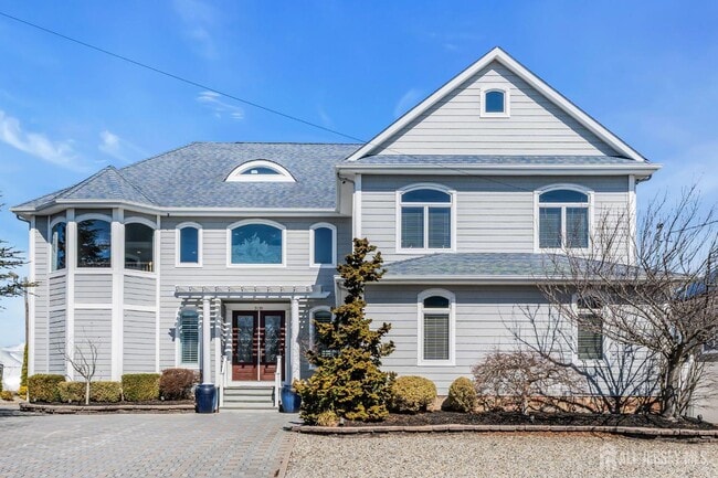 property at 3110 Windsor Ave