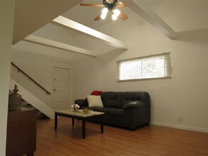 2130 Fenwood St in Kemah, TX - Building Photo - Building Photo