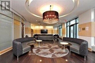 600-600 Fleet St in Toronto, ON - Building Photo - Building Photo