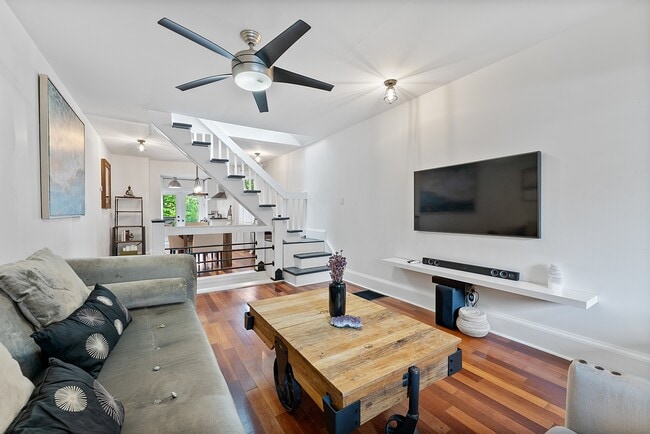 property at 7 Norway Ave