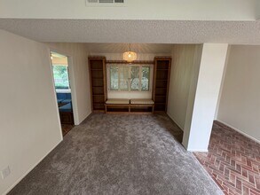 1021 Pebble Beach Dr in Upland, CA - Building Photo - Building Photo