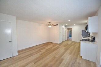 4033 Gilbert Ave in Dallas, TX - Foto de edificio - Building Photo