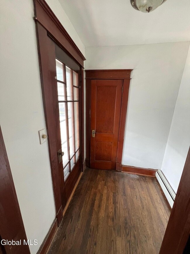 29 Craig St in Watervliet, NY - Building Photo - Building Photo