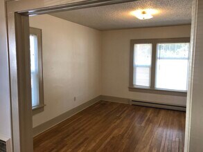 668 Jefferson St, Unit 3 in Eugene, OR - Building Photo - Building Photo