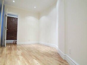410 E 13th St in New York, NY - Building Photo - Building Photo