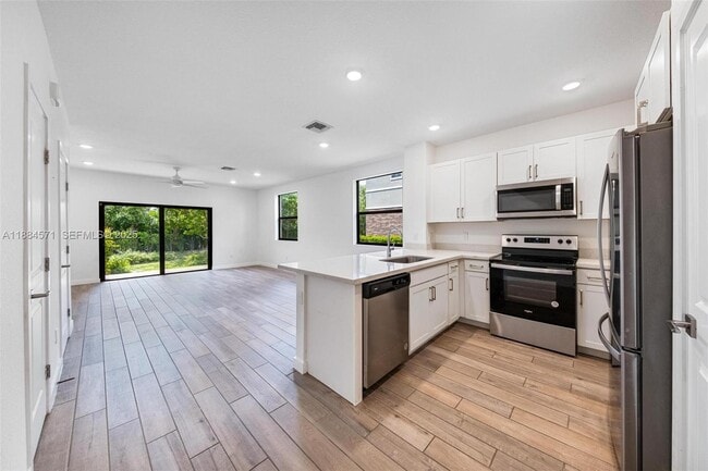 property at 186 SE 5th Ct