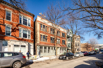1020 W Roscoe St in Chicago, IL - Foto de edificio - Building Photo
