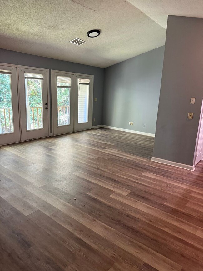 property at 3115 Darden Rd