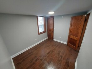 2616 S Millard Ave in Chicago, IL - Building Photo - Building Photo