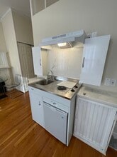 69 Copeland St, Unit 1 in Boston, MA - Building Photo - Building Photo