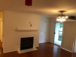 3107 River Bend Ct-Unit -E104 in Laurel, MD - Building Photo - Building Photo