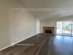 7125 Essence Way in Sacramento, CA - Foto de edificio - Building Photo