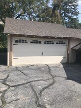 800 Lake Sherwood Dr in Westlake Village, CA - Building Photo - Building Photo