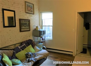 894 Huntington Ave in Boston, MA - Building Photo - Building Photo