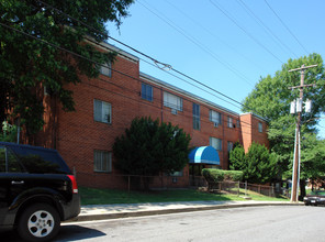 Market Astor Apartments in Washington, DC - Building Photo - Building Photo