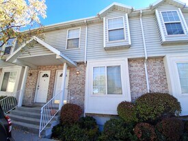 879 E 350 N in Provo, UT - Building Photo