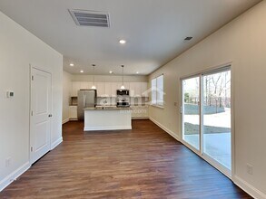 617 Rivermist Dr in Belmont, NC - Foto de edificio - Building Photo